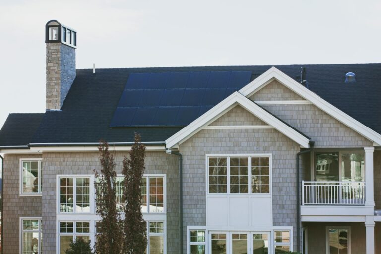 Smart Home PV Steuerung optimiert Eigenverbrauch von Solarstrom im Haushalt